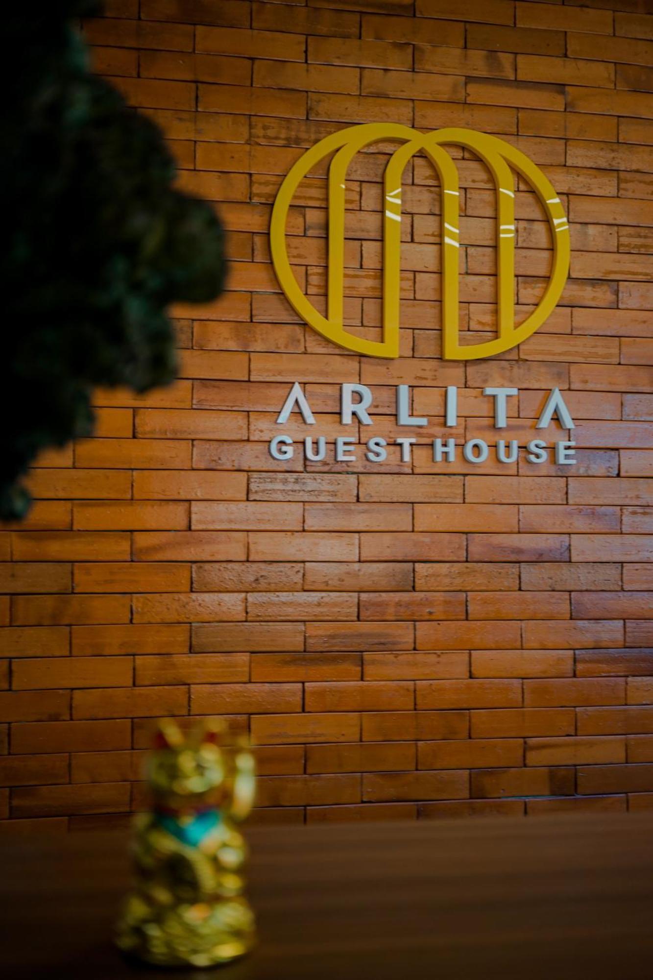 Arlita Guesthouse Cianjur Dış mekan fotoğraf